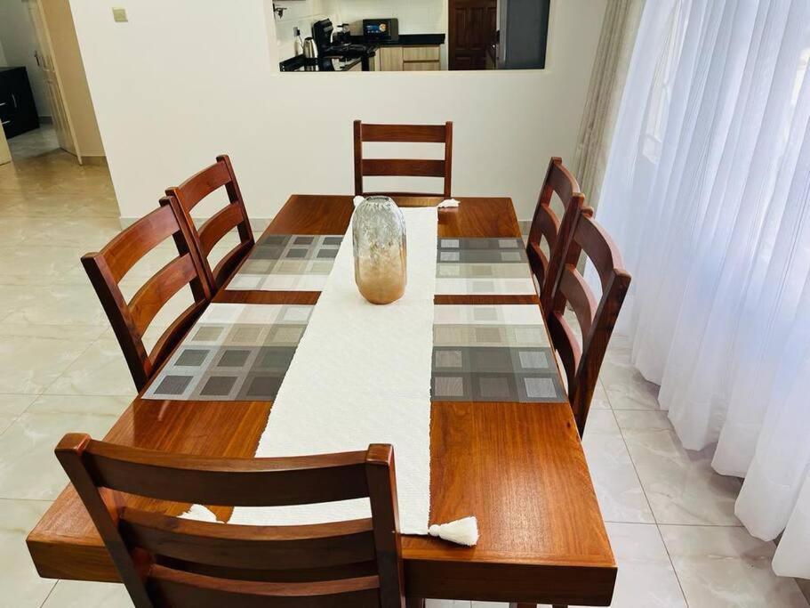 Elisheva Apartment Ndola Exterior foto